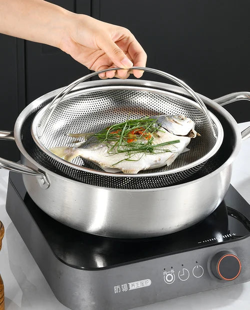 All in one stainless steel steamer with handle
